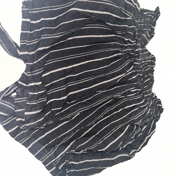 Hollister Charcoal and White Striped Shorts - Picture 4 of 4